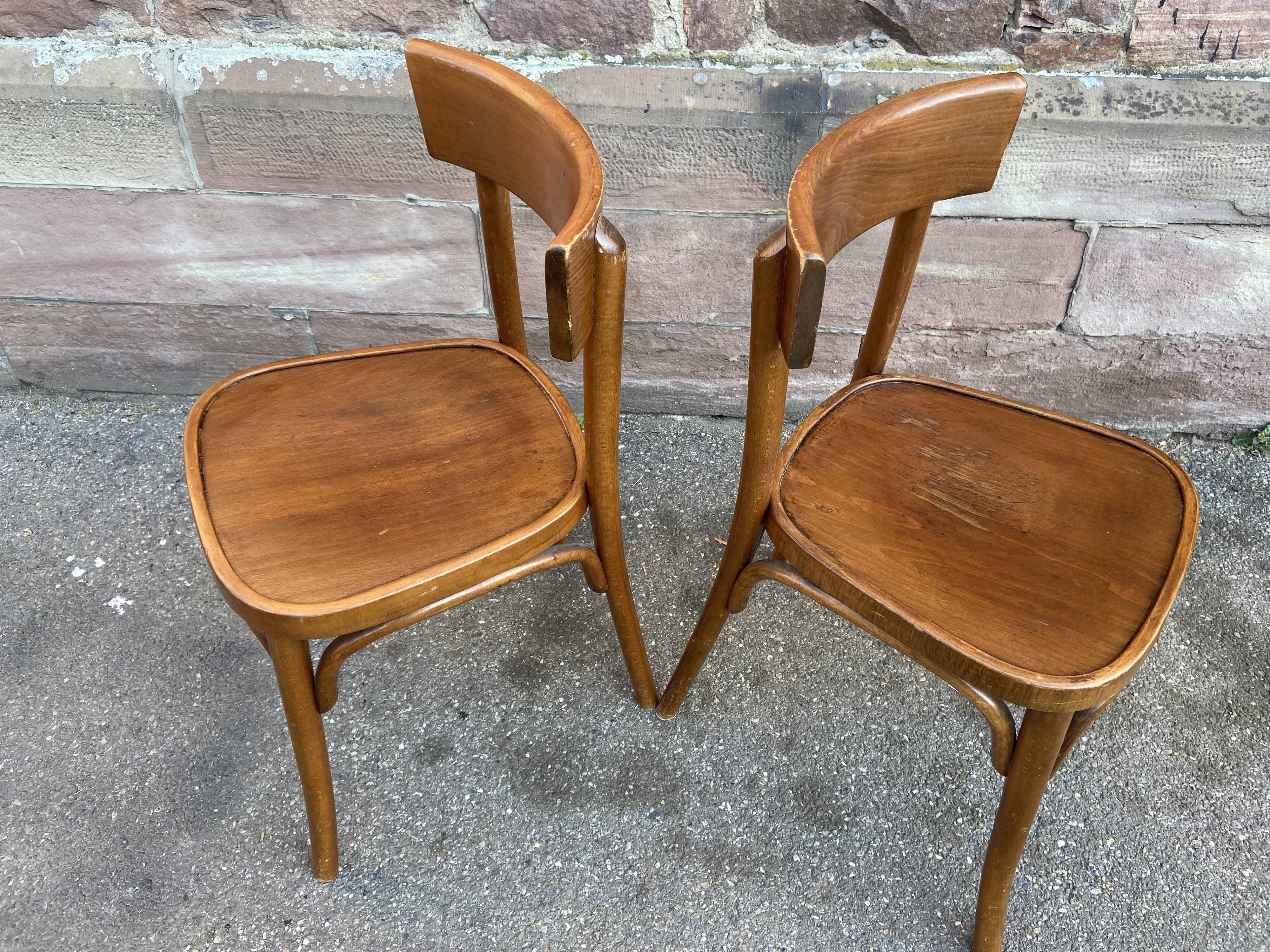 Paire de chaises bistrot bois courbé vintage