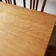 Table en bois vintage