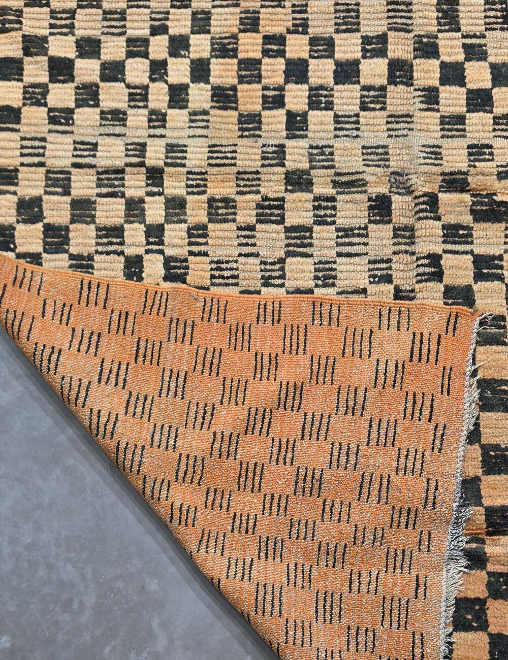 Tapis vintage à damier - 227 x 171 cm