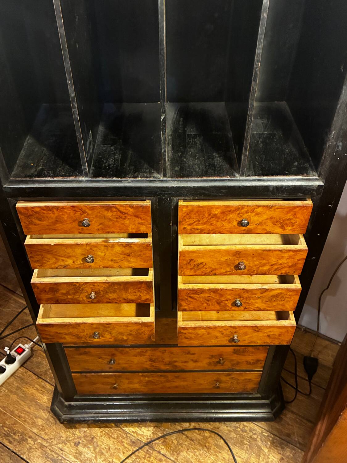 Library, Napoleon III secretary