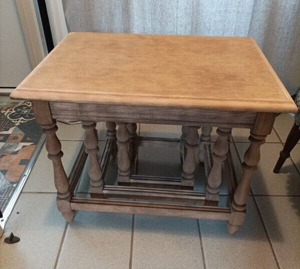 Table gigogne bois massif aéro-gommée