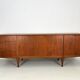 Buffet vintage par McIntosh, design de T. Robertson des années 1960.
