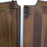 Doors with hinges