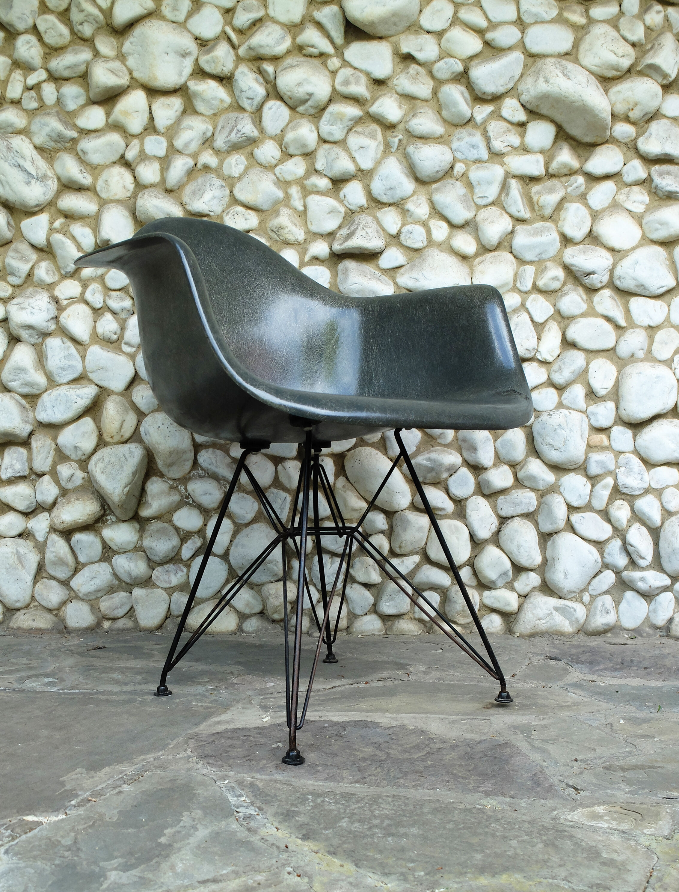 DAR armchair by Charles et Ray Eames for Herman Miller
