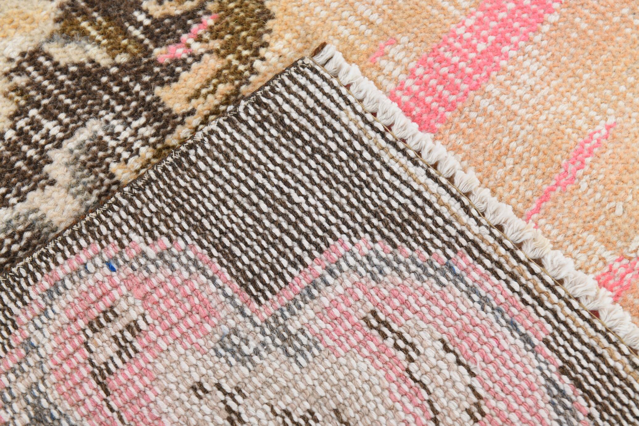 5x9 Soft Orange & Pink Turkish Rug, 159x270 Cm