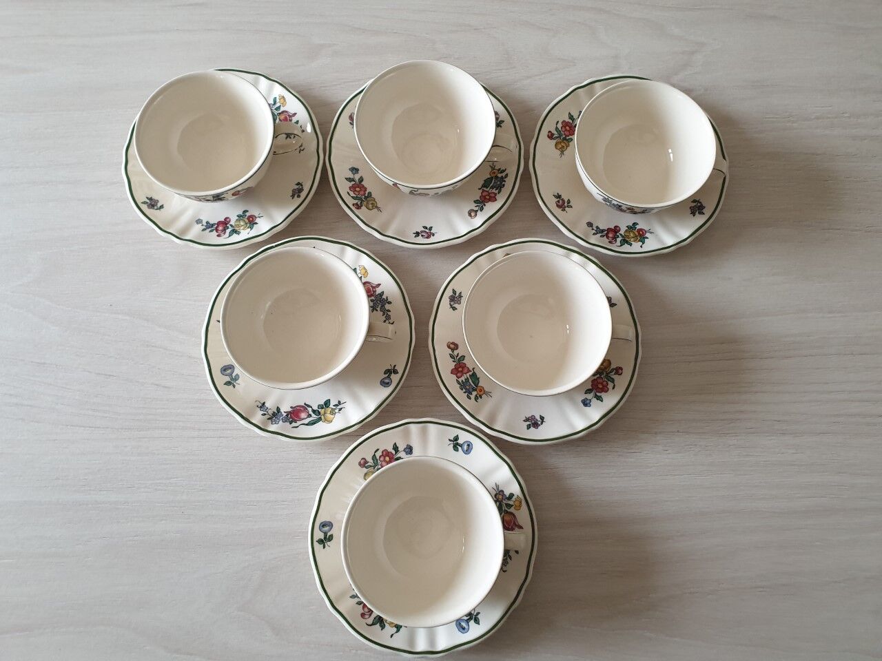 Set of 6 old Villeroy & Boch cups