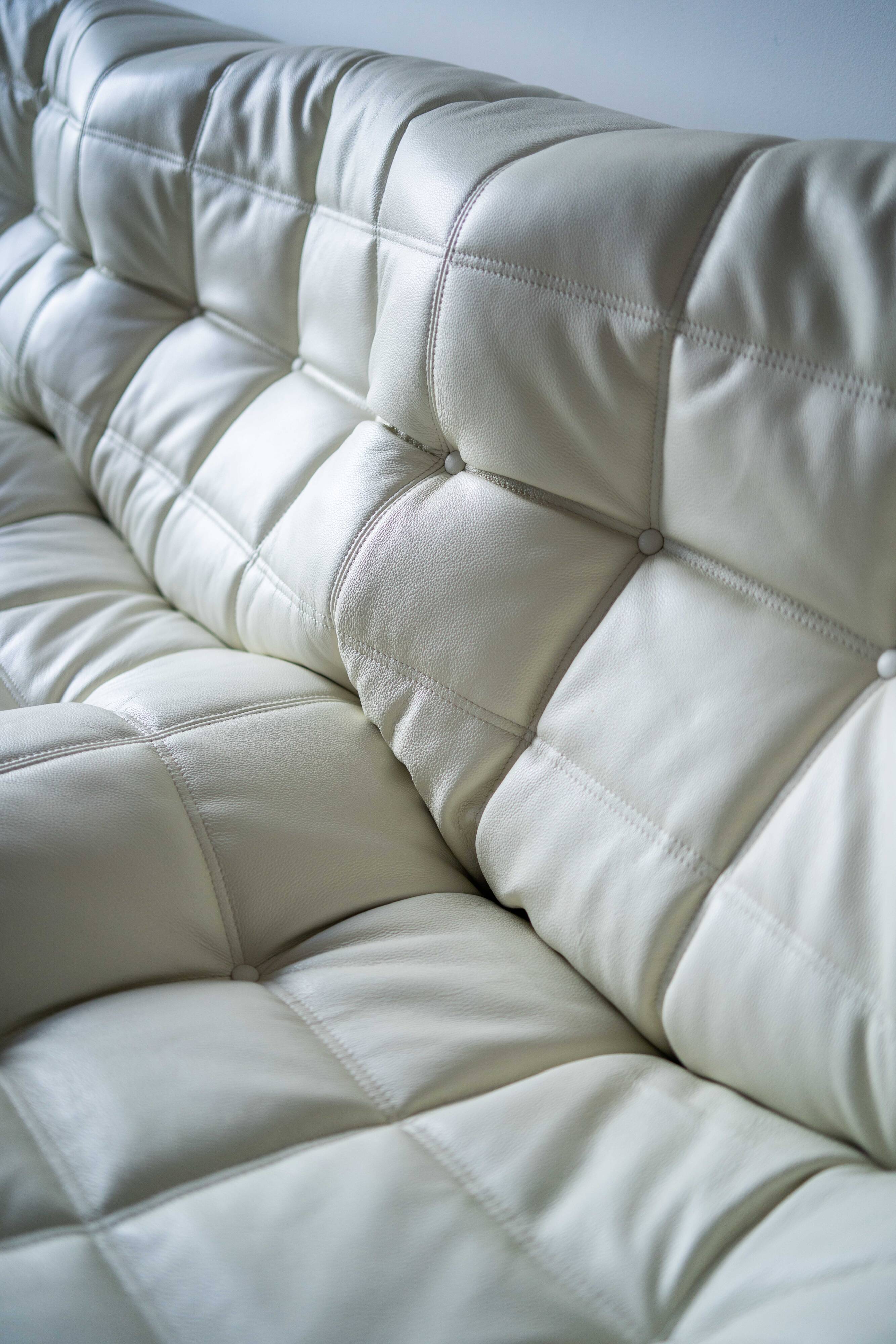 Vintage Leather Kashima Sofa in White Leather by Michel Ducaroy for Ligne Roset, 1980s