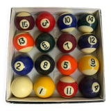 Set of 16 vintage billiard balls