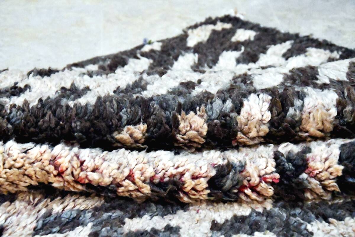 Vintage Talsint Berber rug