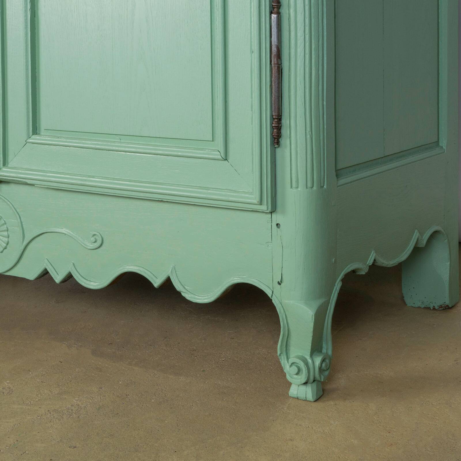 Armoire de mariage antique française vert doux