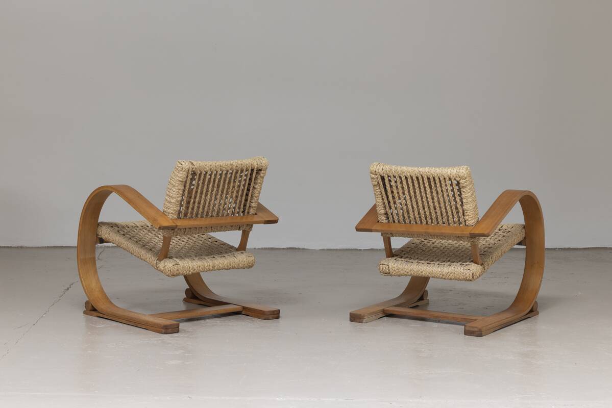 Fauteuils lounge par A. Audoux et F. Minet