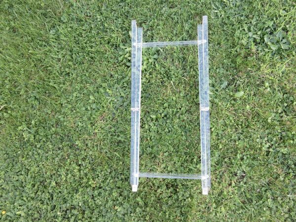 Table d'appoint en Plexiglas,roche bobois, 1970