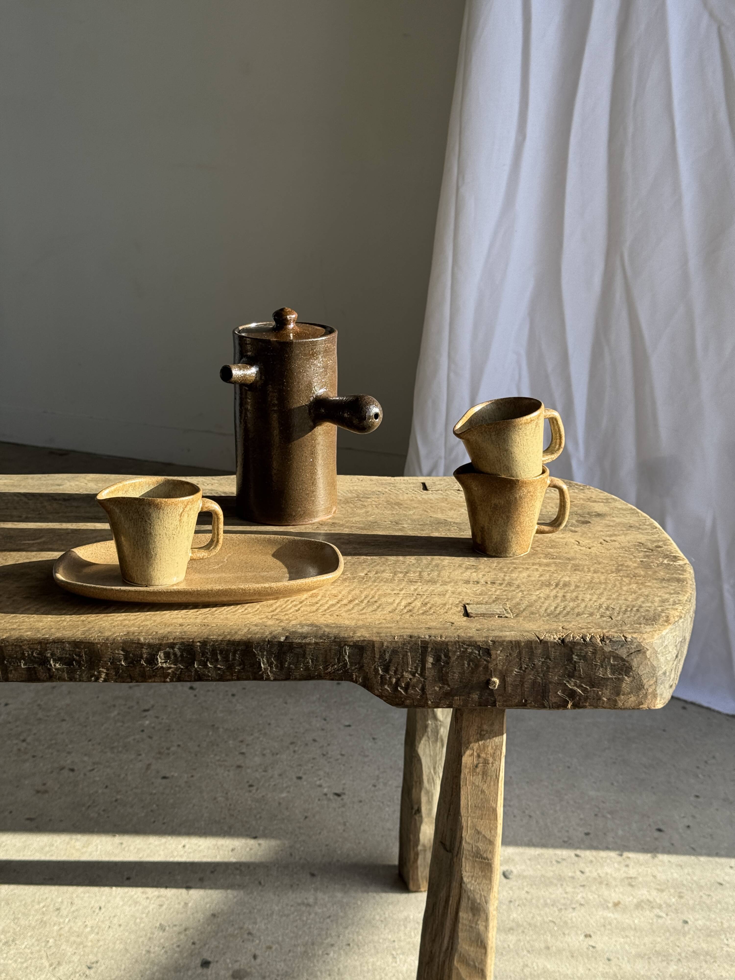 Set of 3 small jugs or milk pots in stoneware H8 D8.5