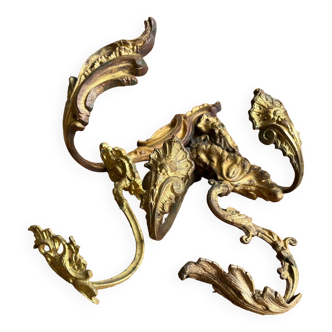 Set of 4 bronze and brass coat hooks sold in batches