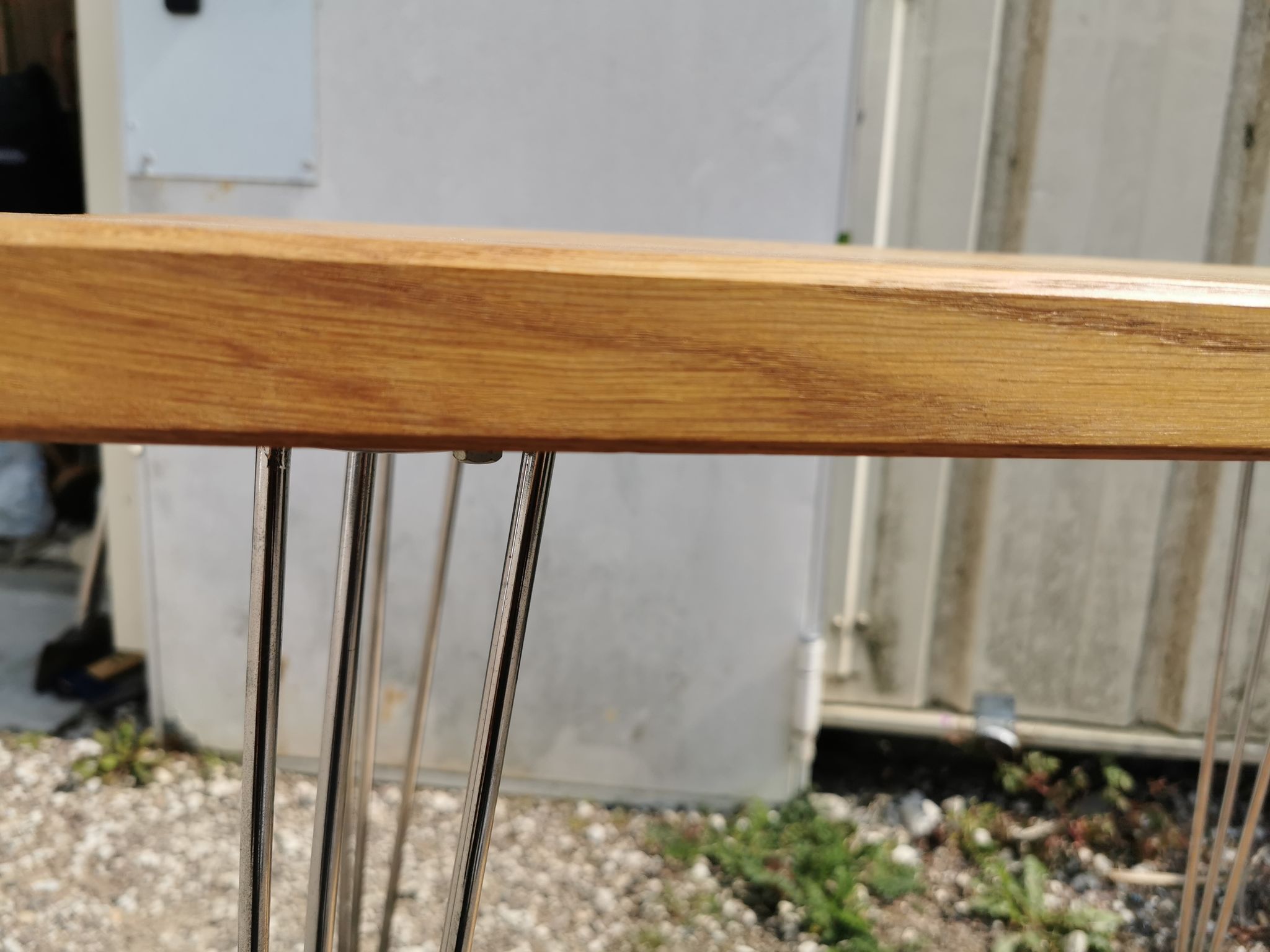 Serving table