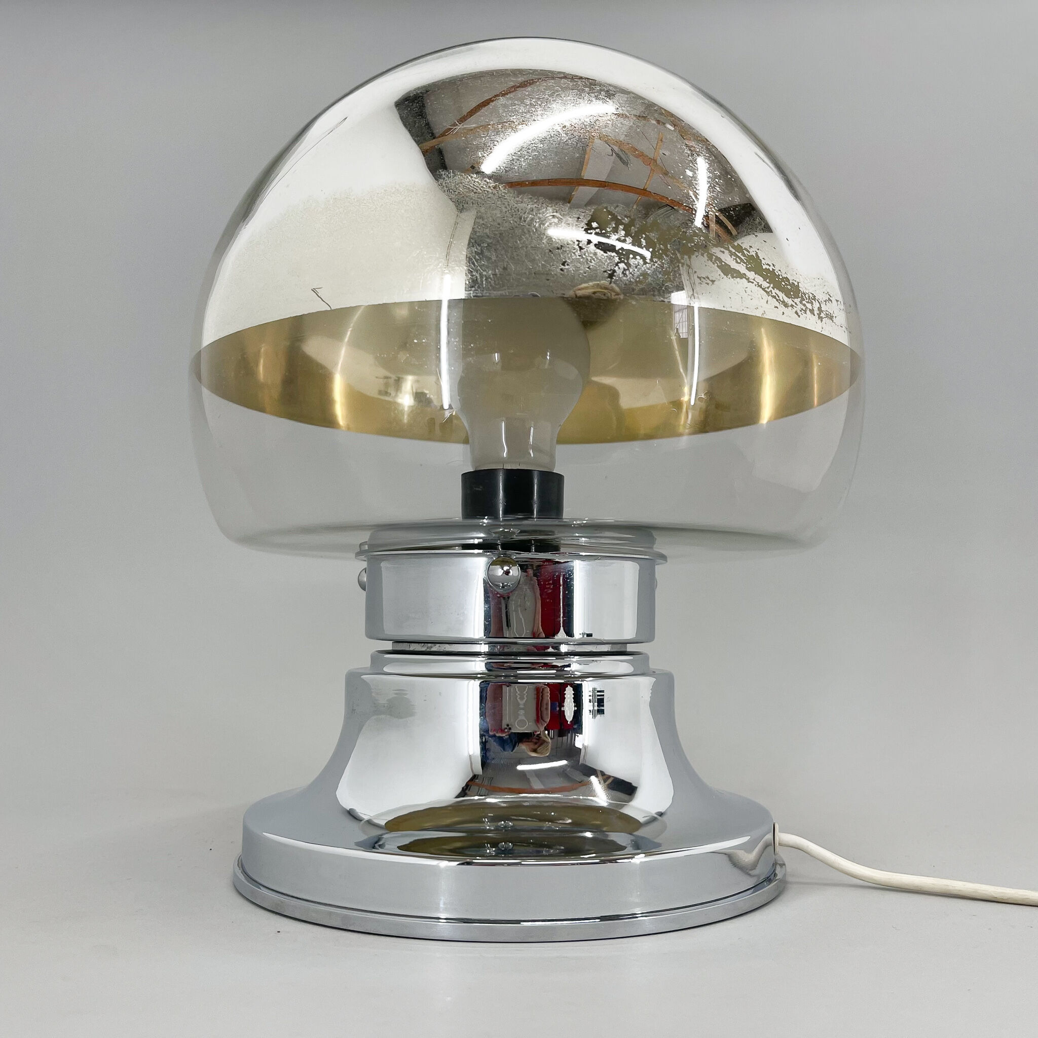 1960's italian chrome table lamp