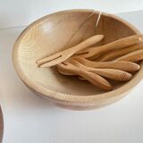 3 wooden bowls and 12 mini cutlery at apéro