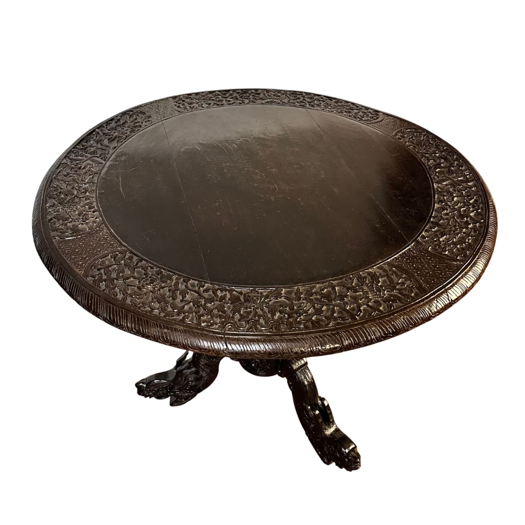 Coffee table, carved padauk wood with dragons, Anglo-Indian, 19th century – India