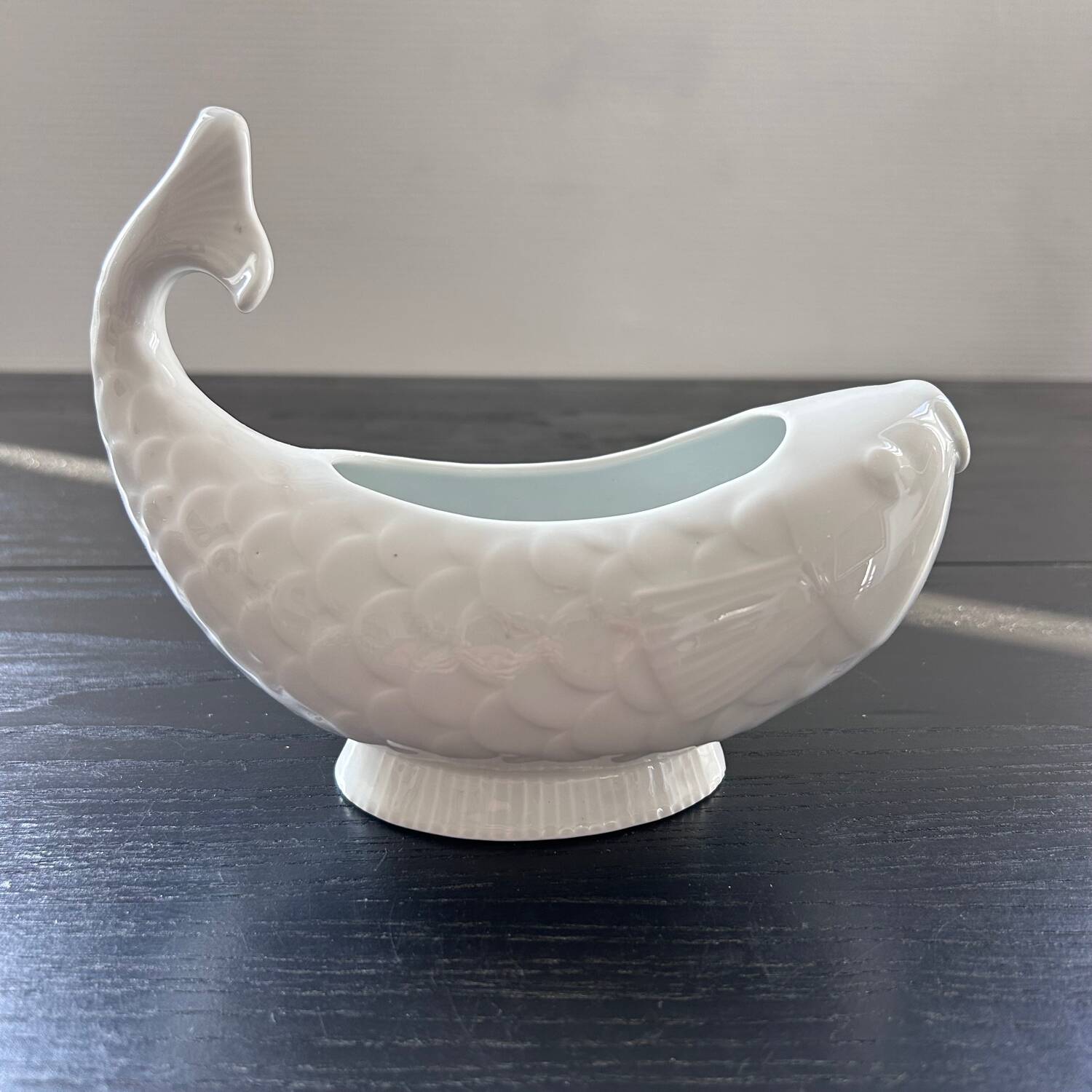 Porcelain fish sauceboat