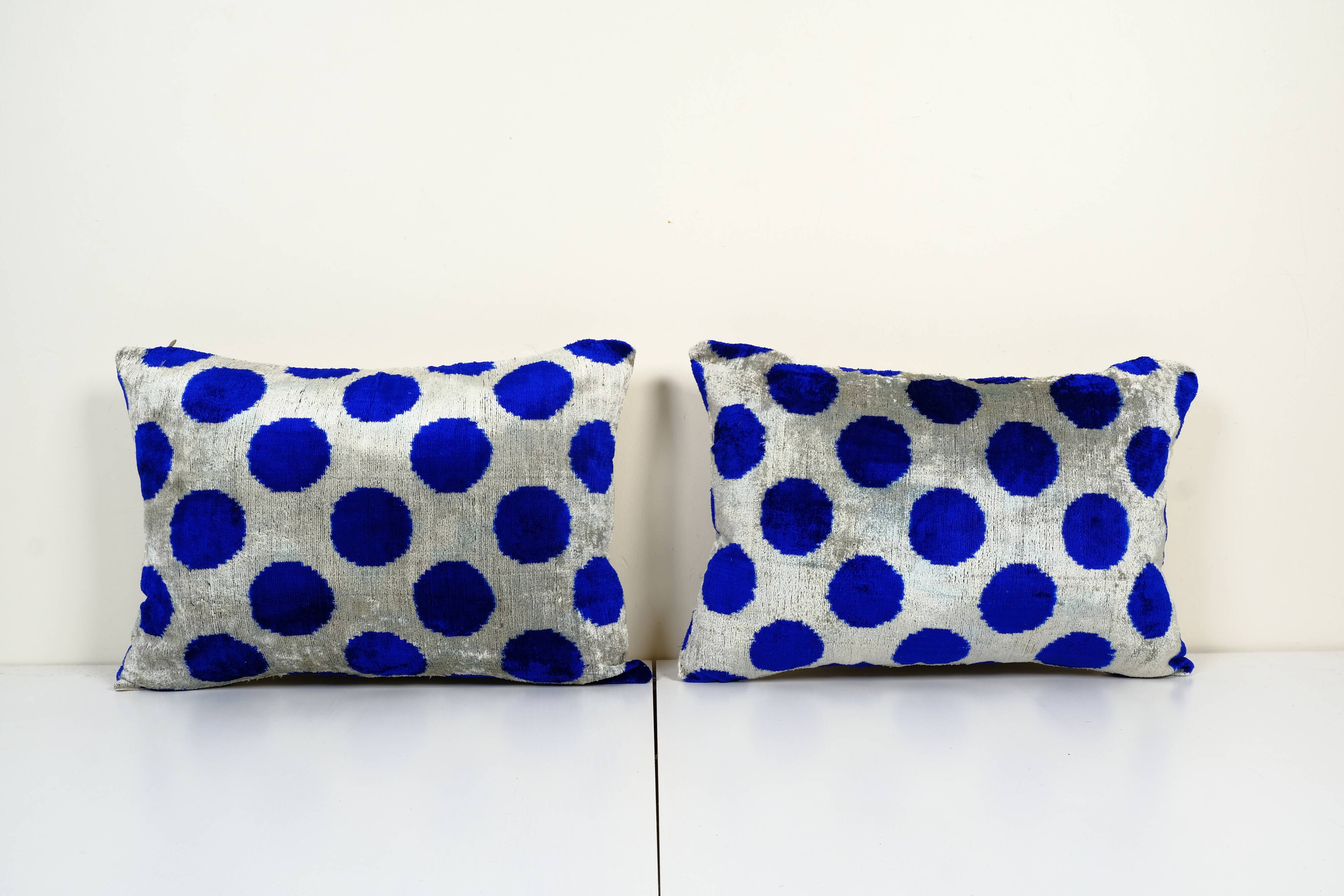 Pair of cushions