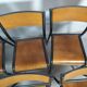 8 chaises d'école