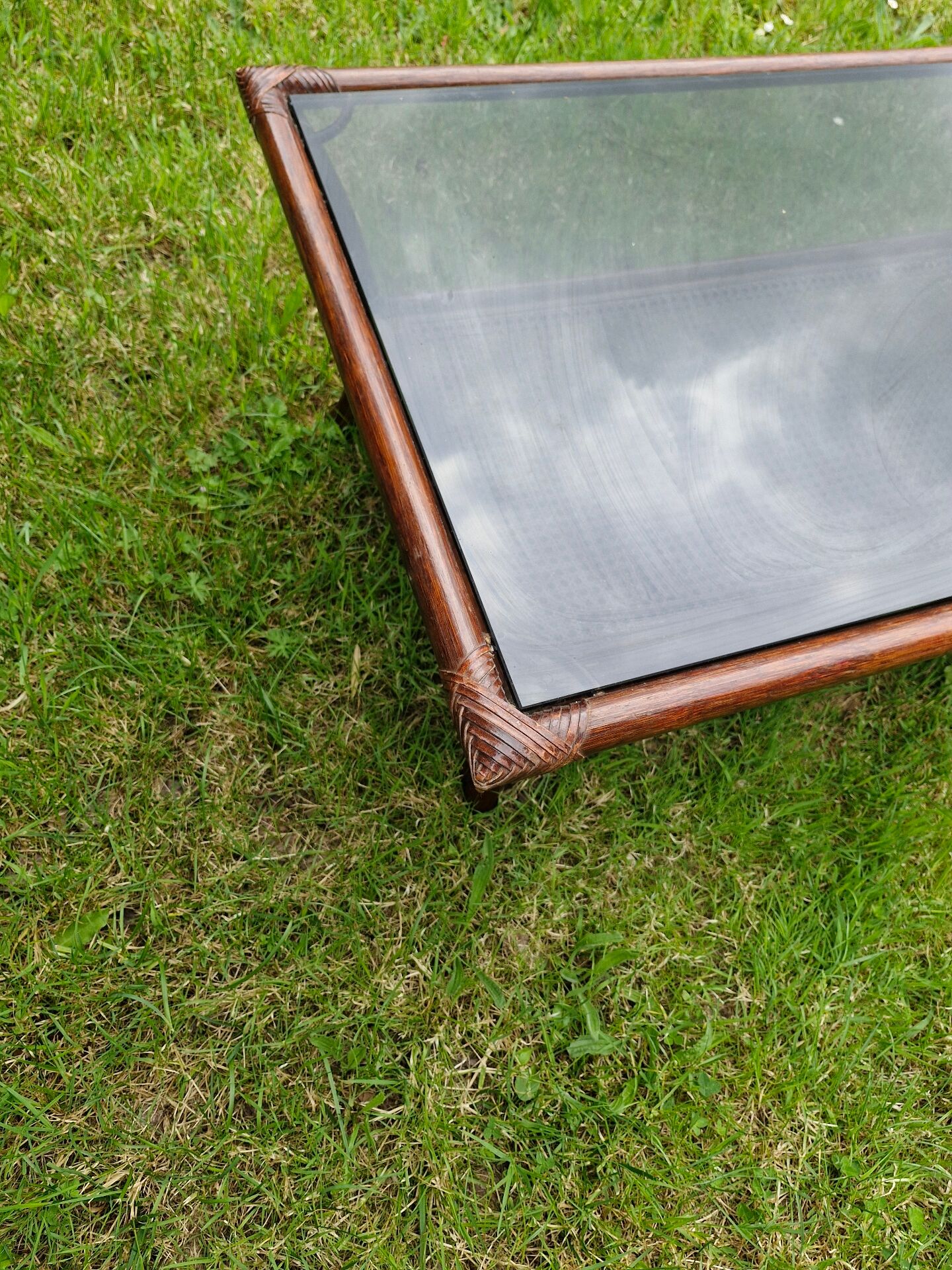 Table basse en bambou et rotin