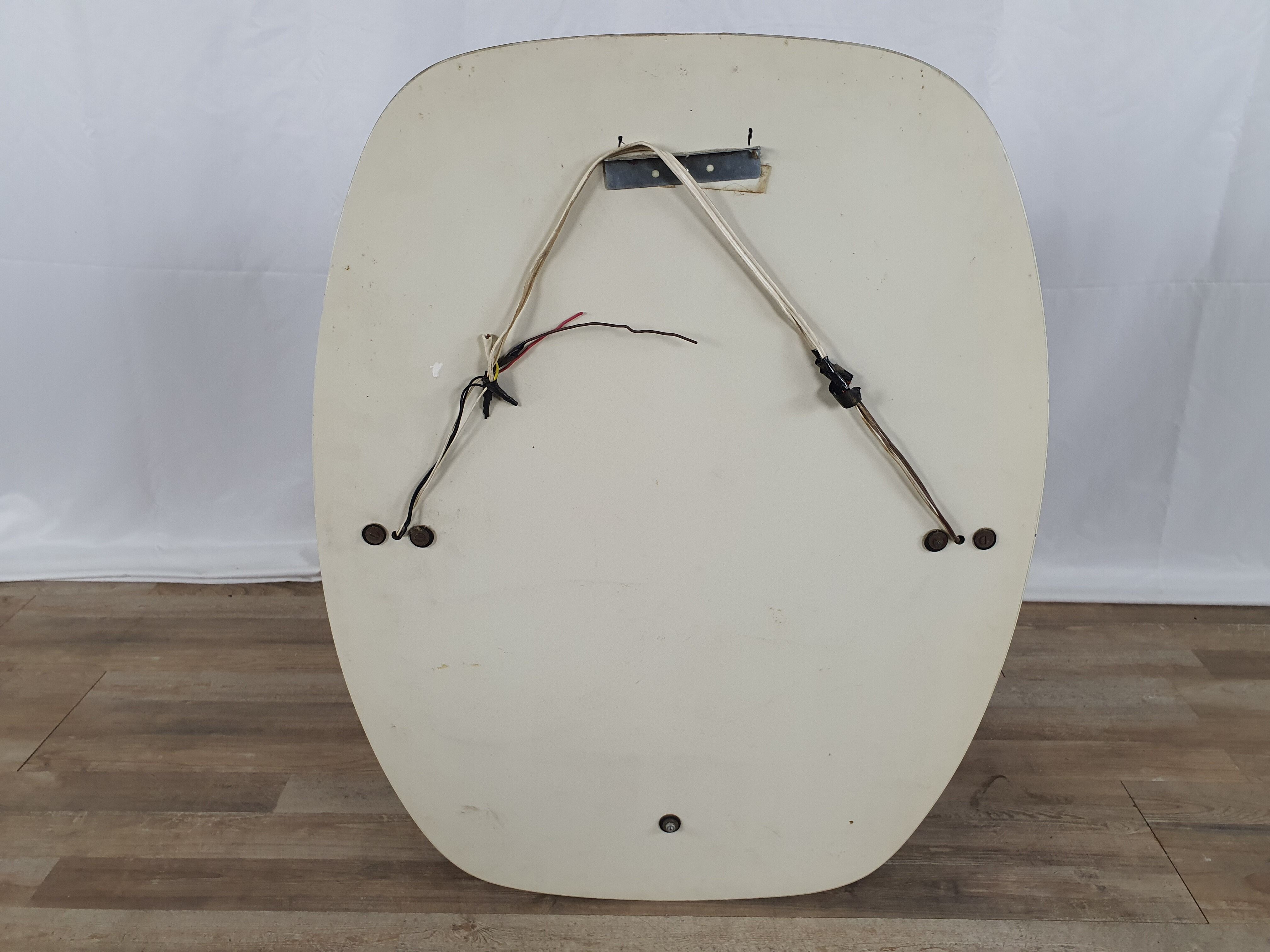 Miroir de salle de bain vintage en acier