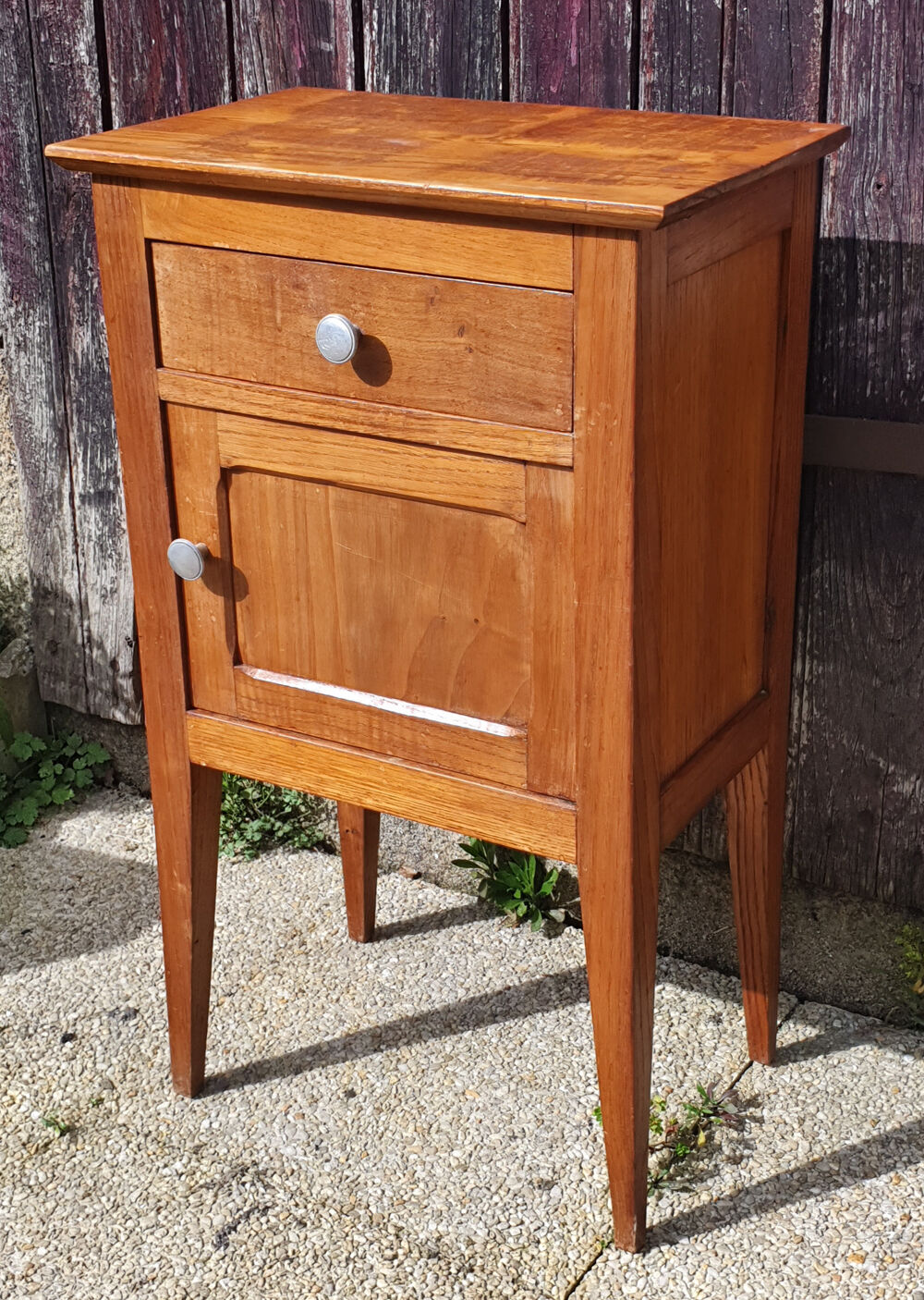 Bedside table