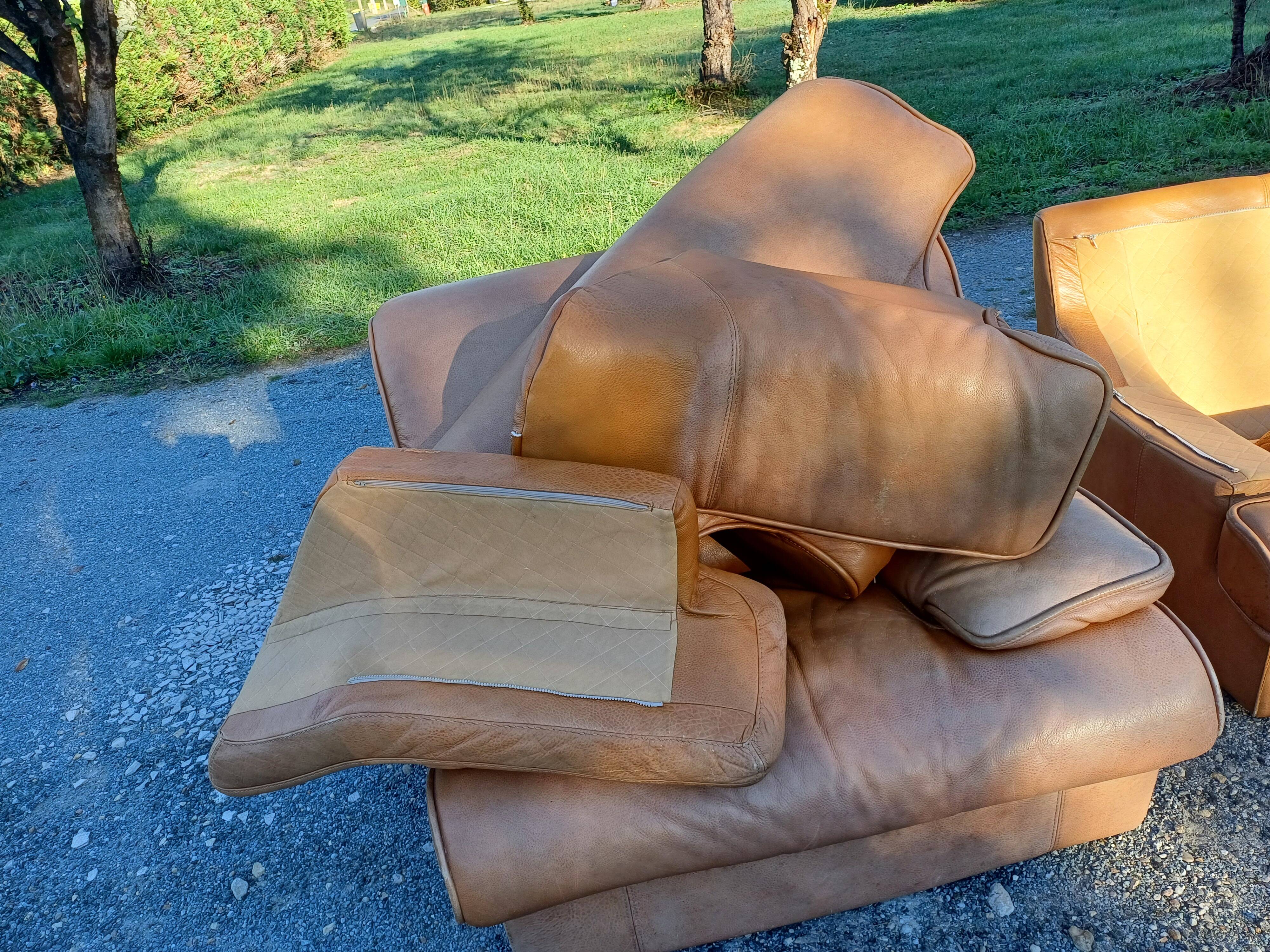 Paire de Fauteuils Vintage en Skai Marron Clair