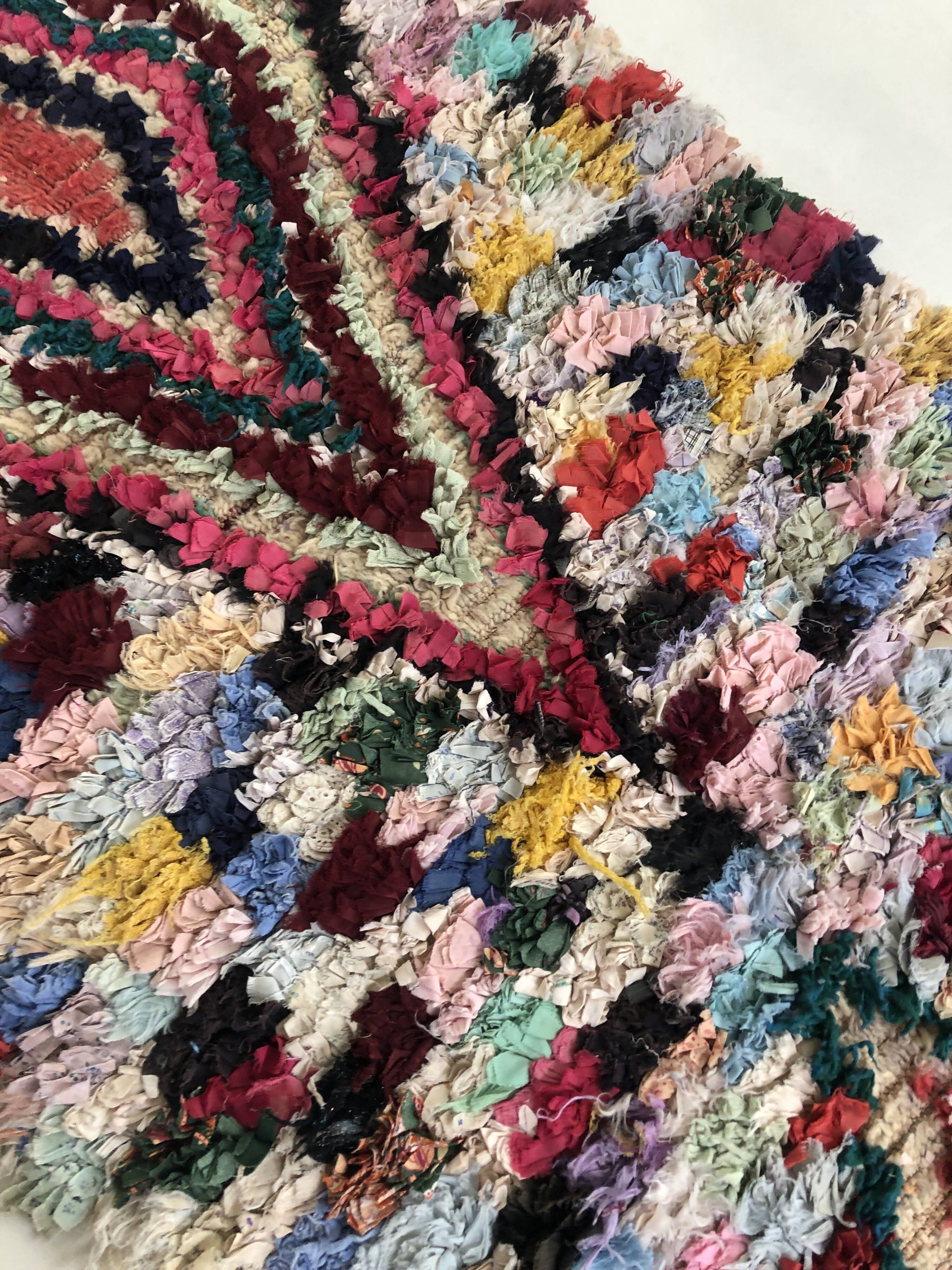 Moroccan Berber carpet Boucherouite 3.05x0.90m