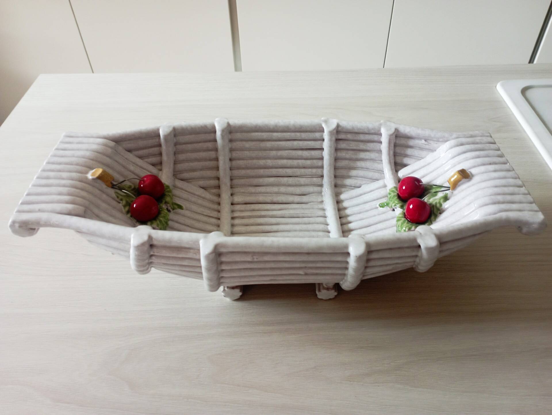 Ceramic cup