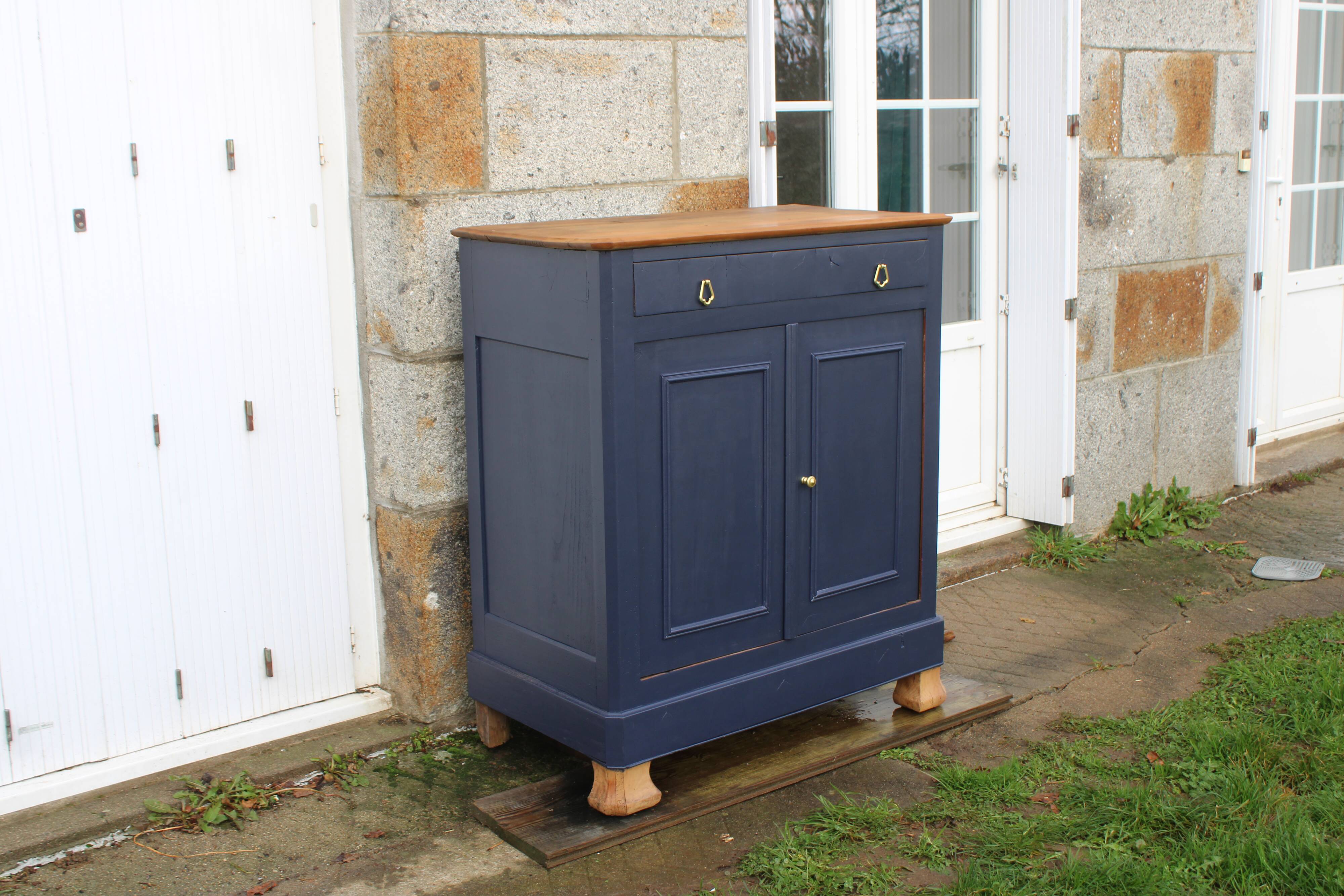 Antique solid wood sideboard – Deep blue & wooden top