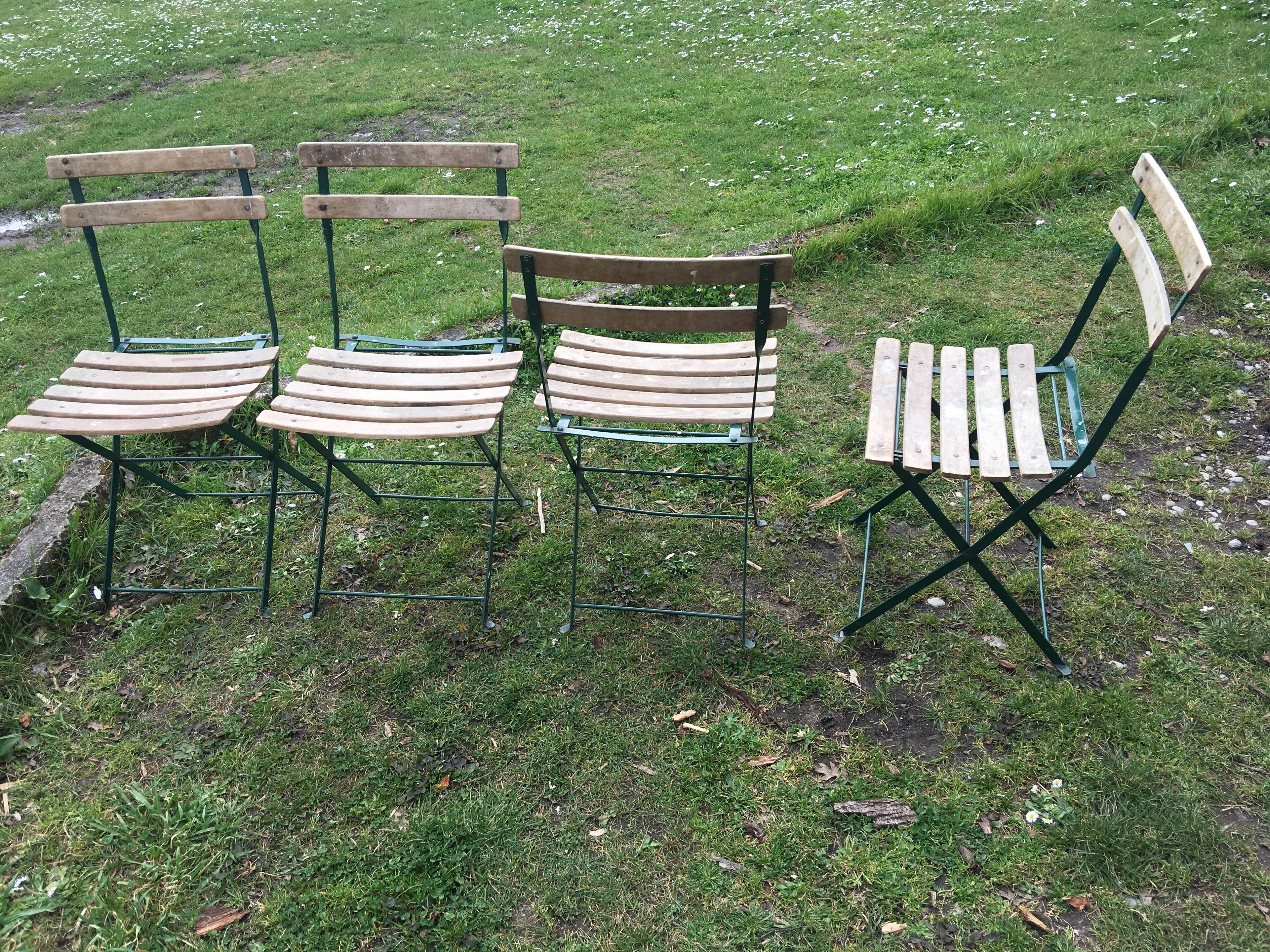 Garden folding chairs