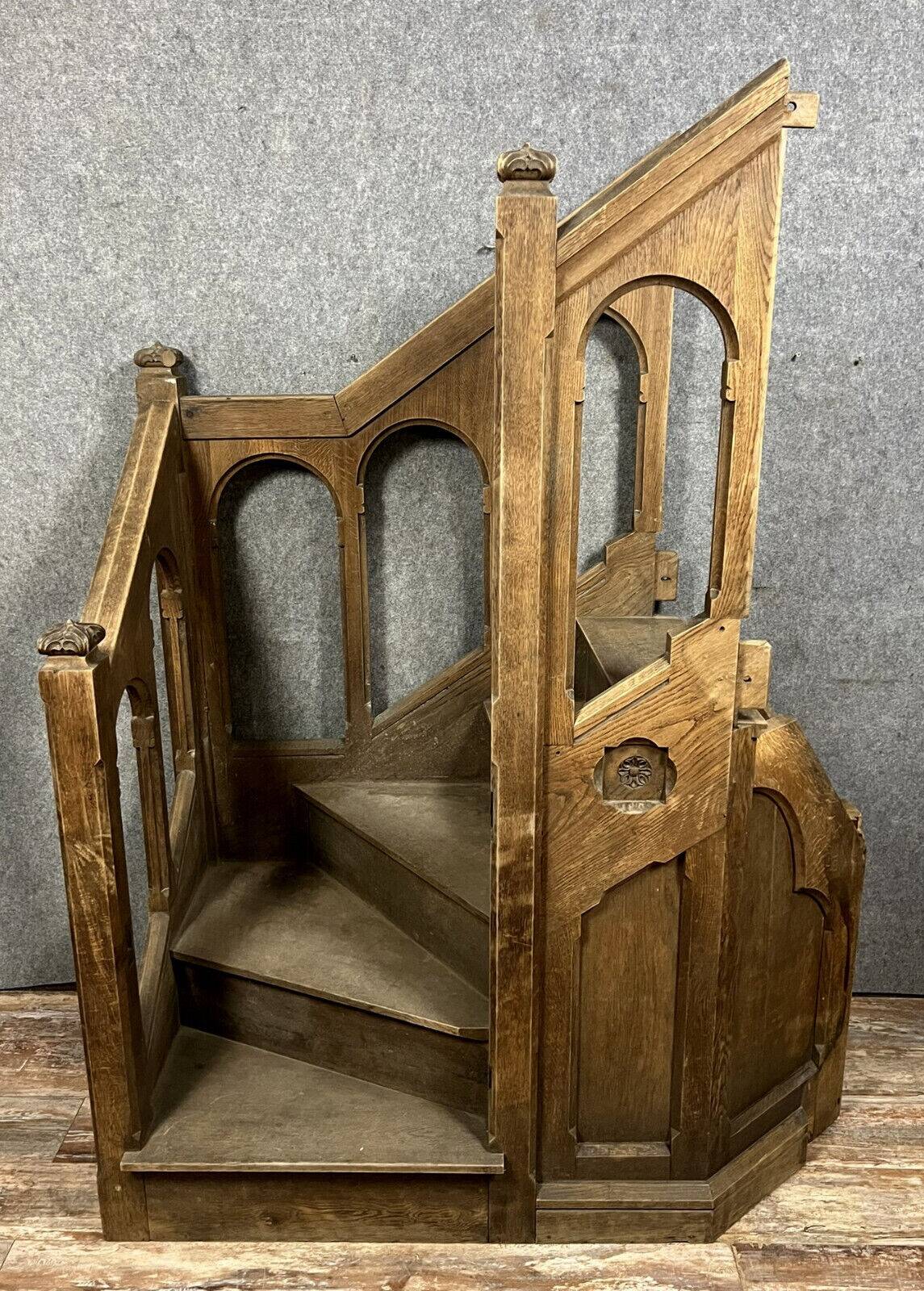 Gothic style church pulpit staircase in solid oak, 19th century