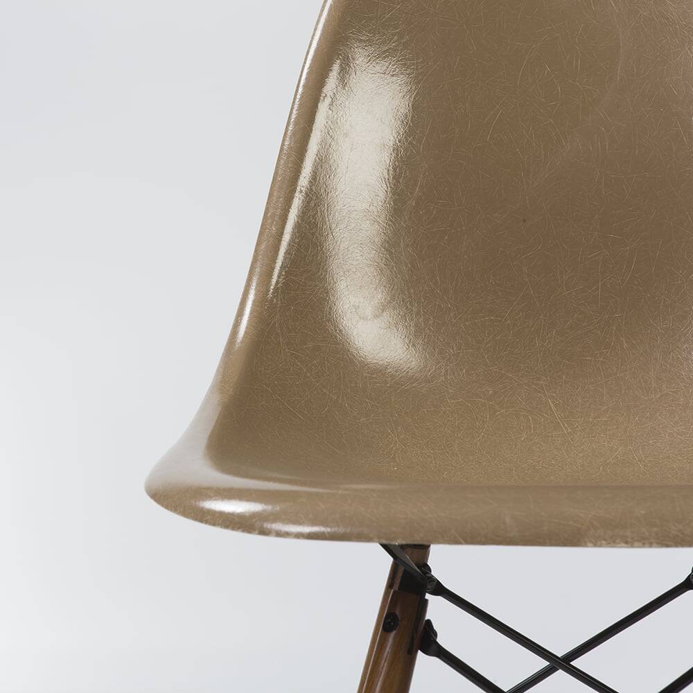 Tan Herman Miller Original Eames DSW Dining Side Shell Chair