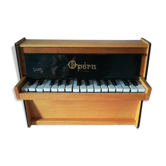 Miniature piano Opera for children