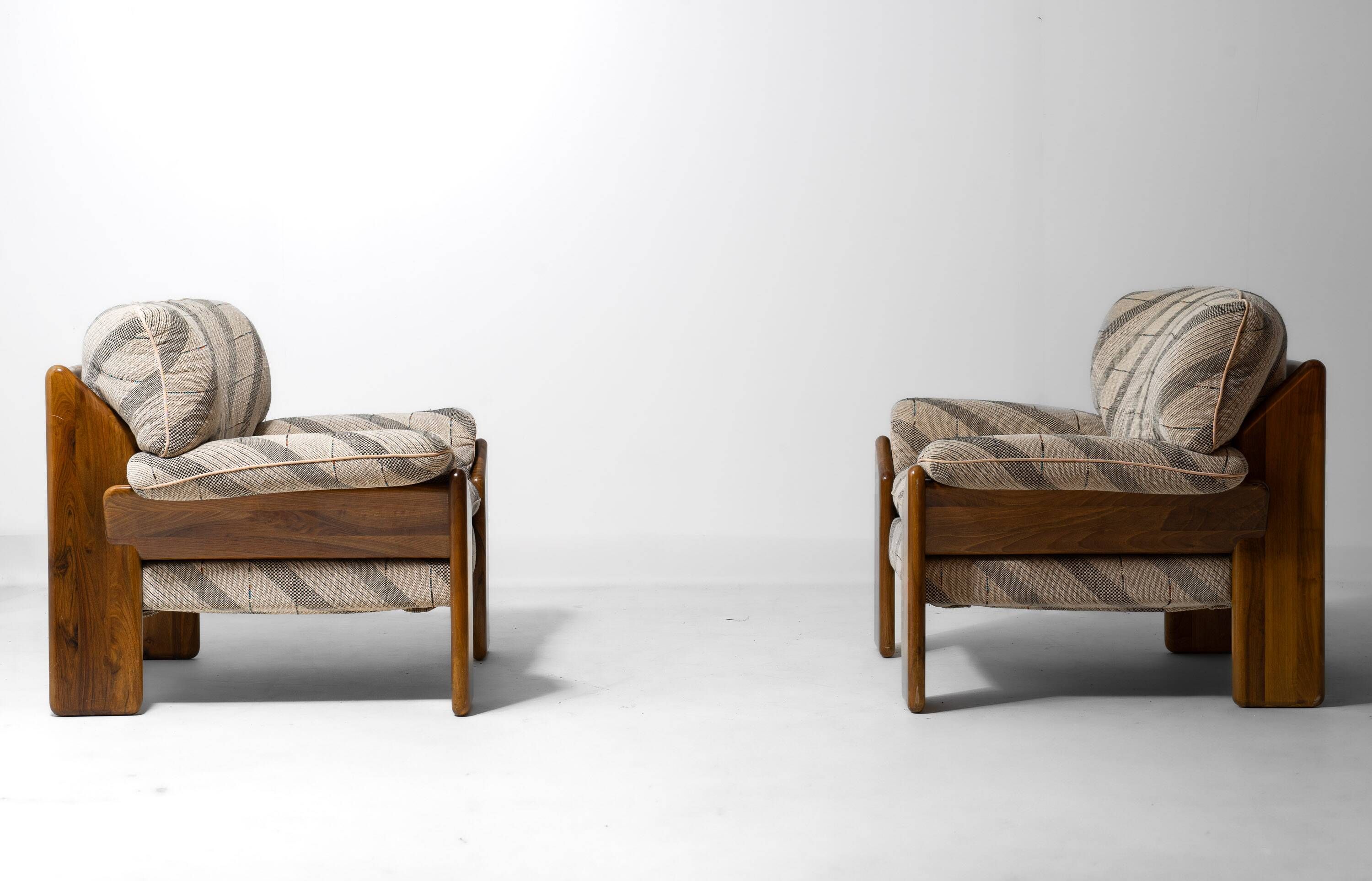 Sapporo lounge chairs by Mario Marenco