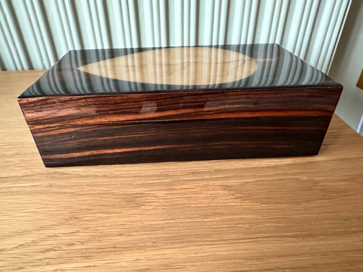 Varnished wooden cigar box