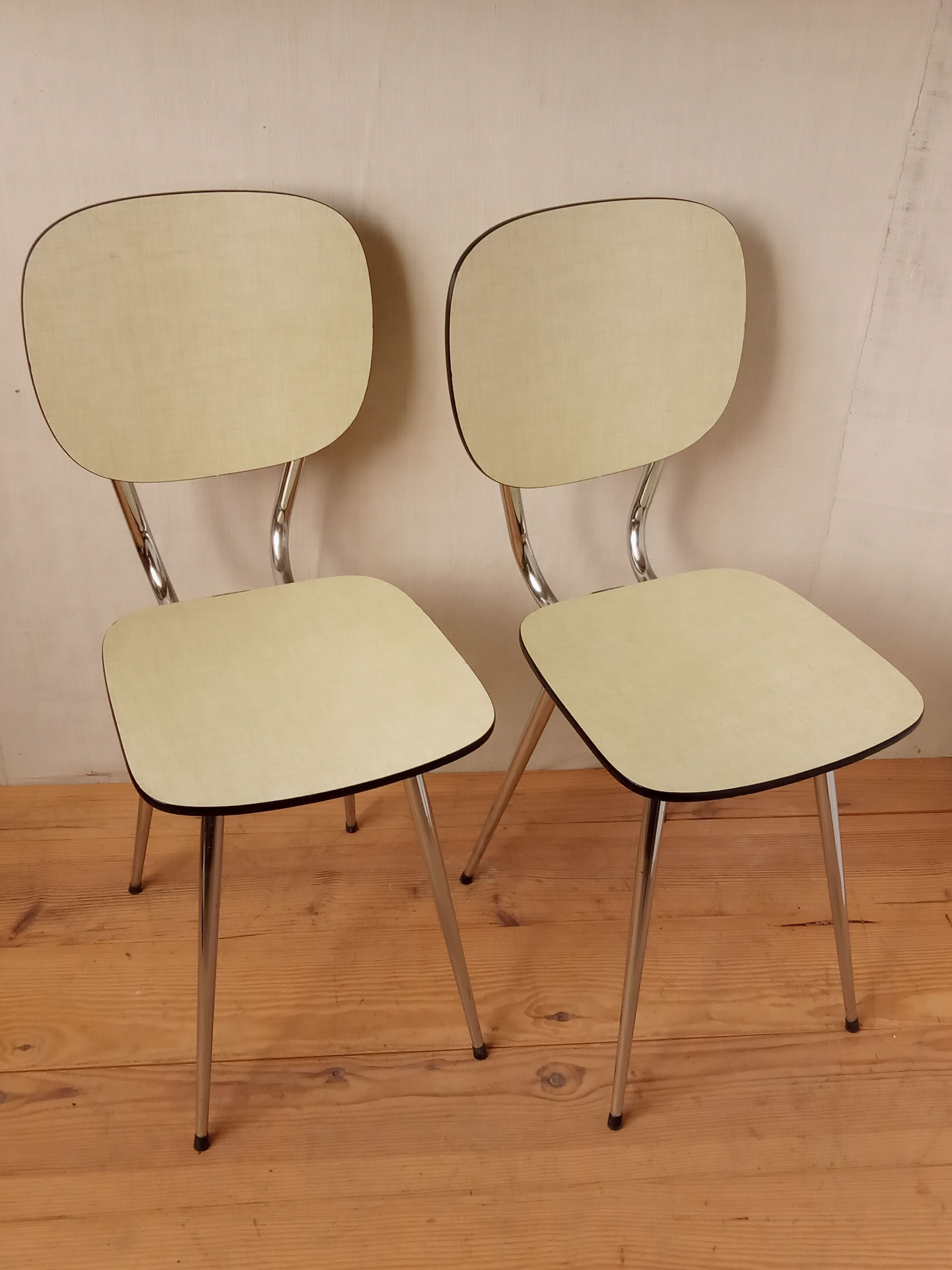 Paire de chaises en formica 1960