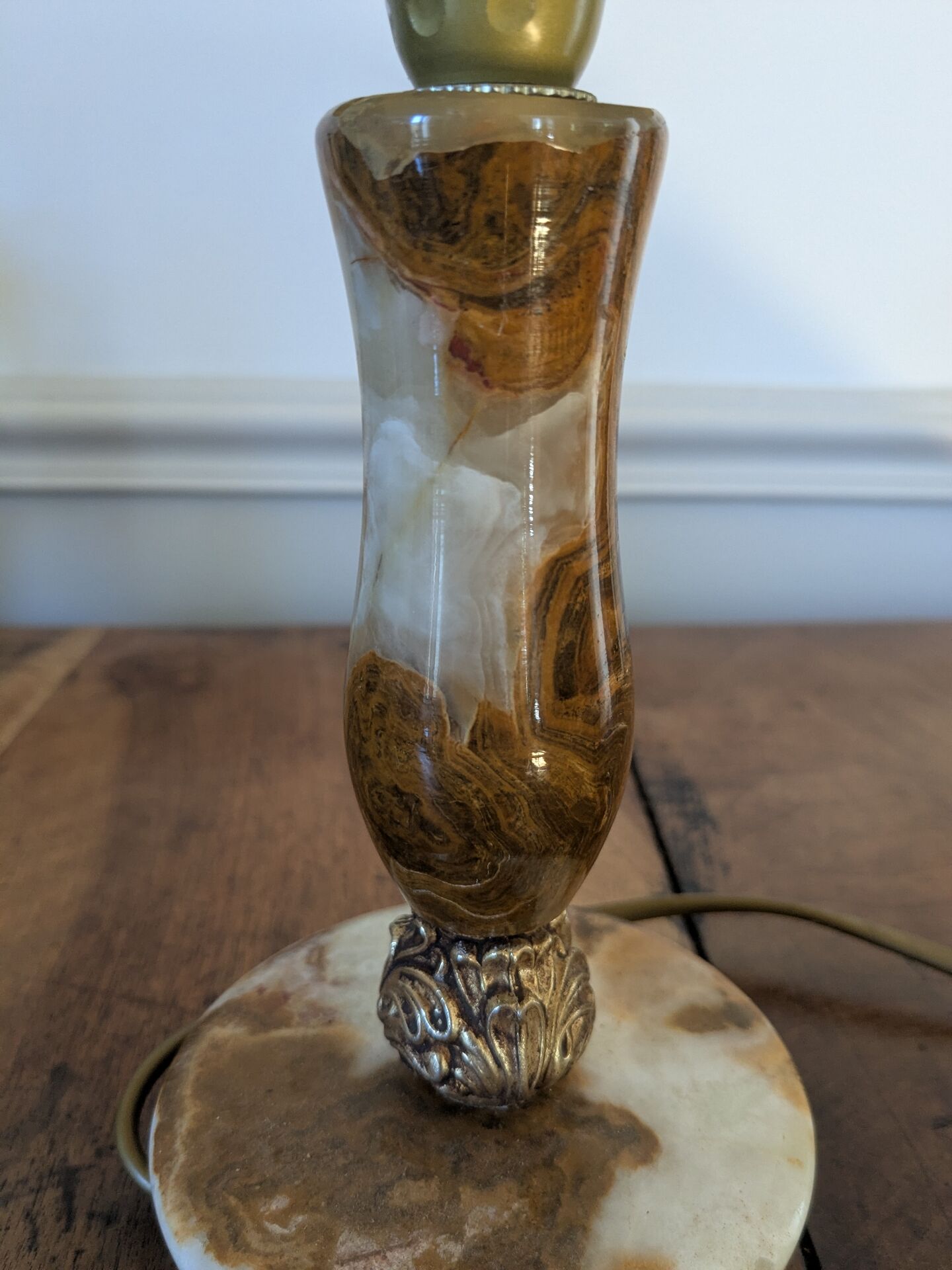 Lampe vintage en onyx et laiton