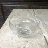 Glass bowl on foot