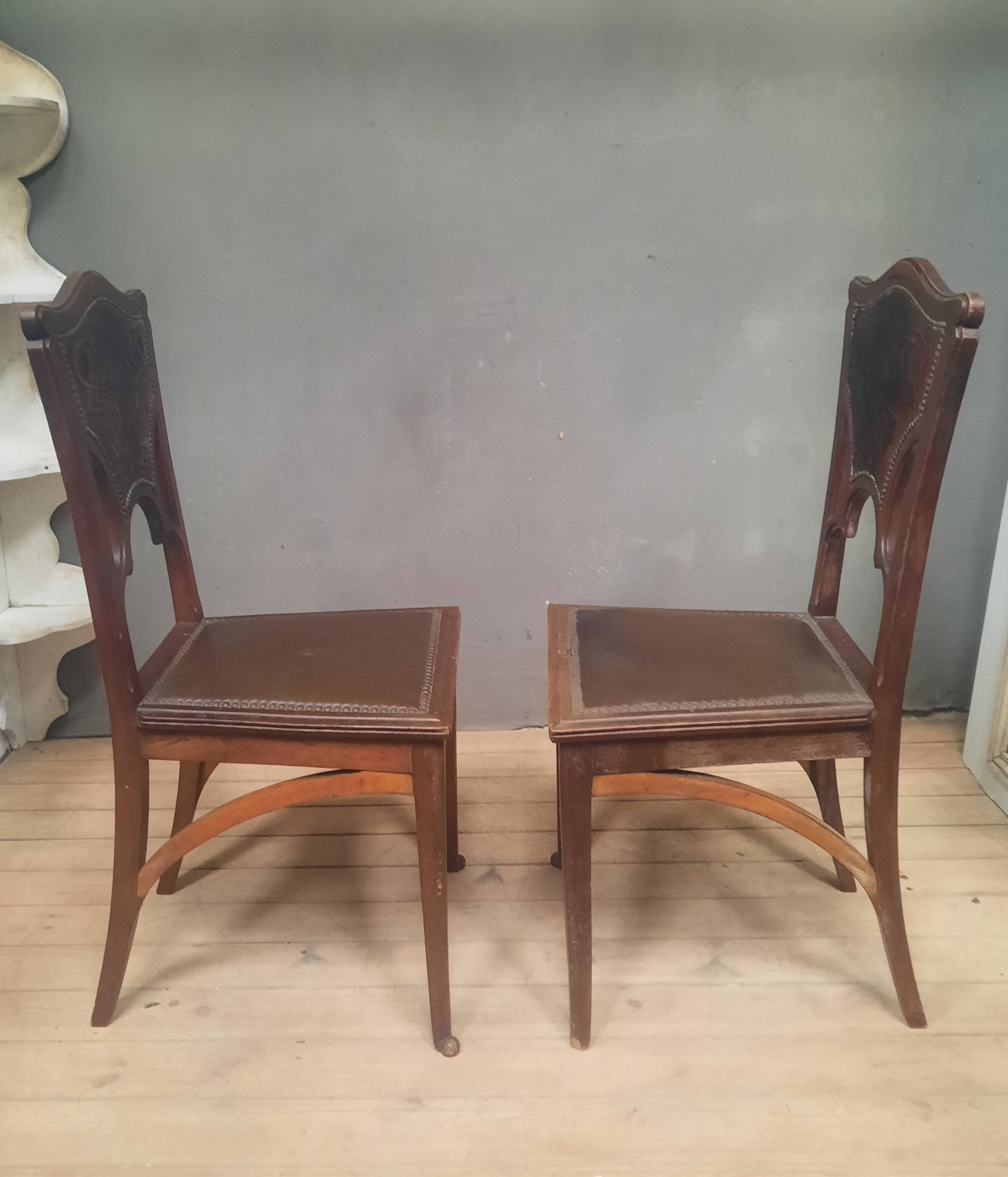 Paire  de chaise Art Nouveau