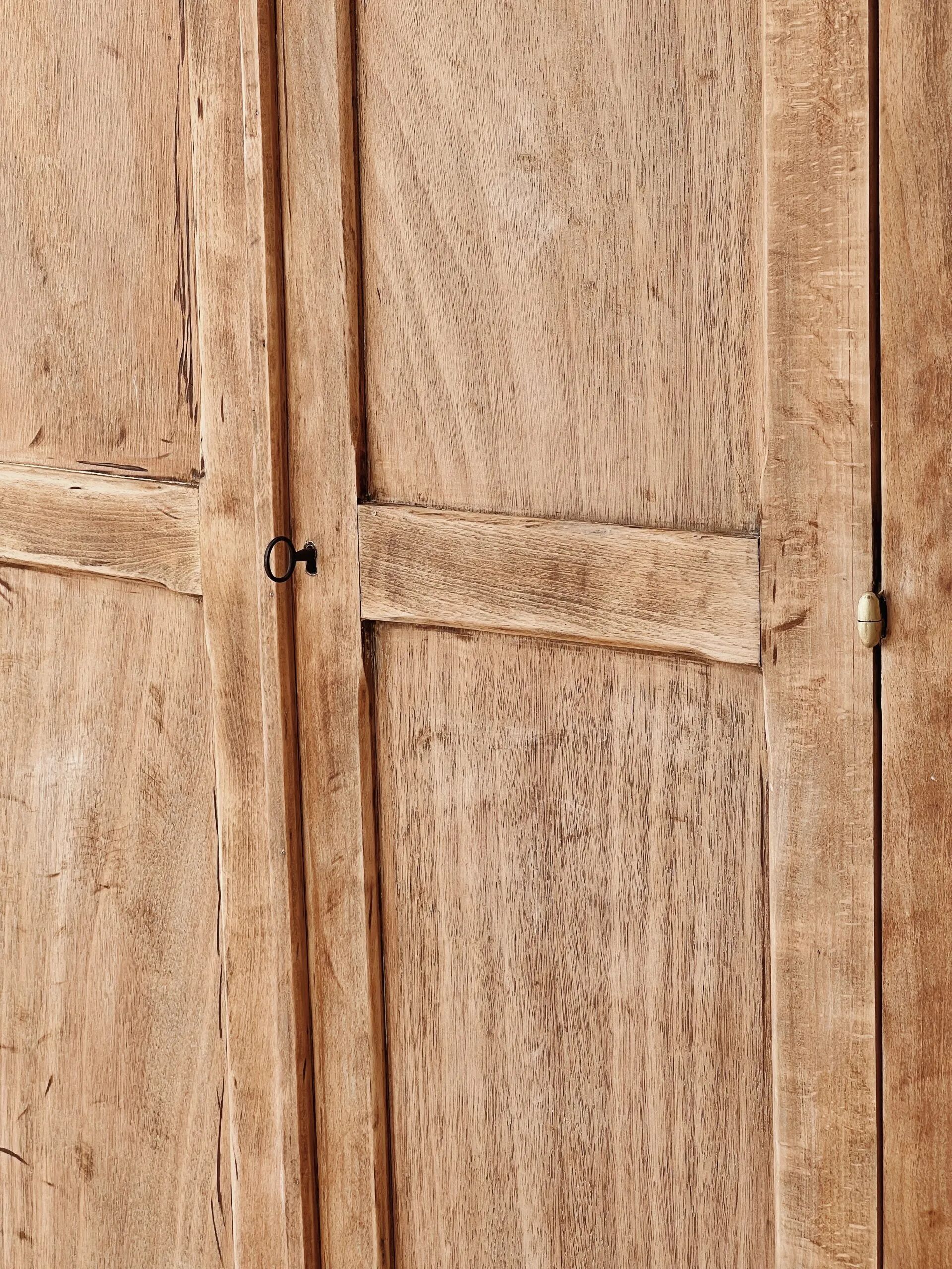 Parisian wardrobe in beech wood