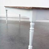 Farm table