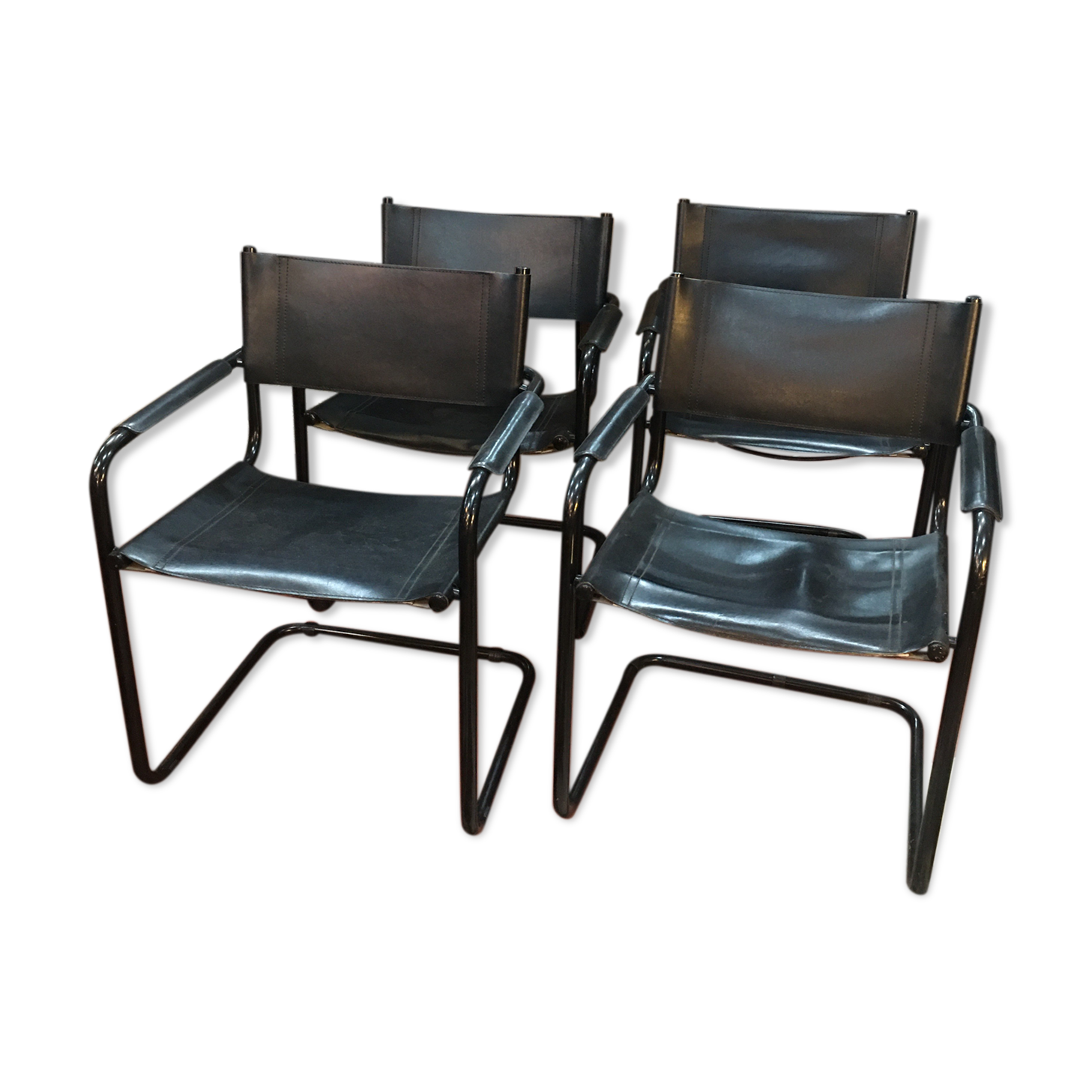 Set of 4 leather armchairs