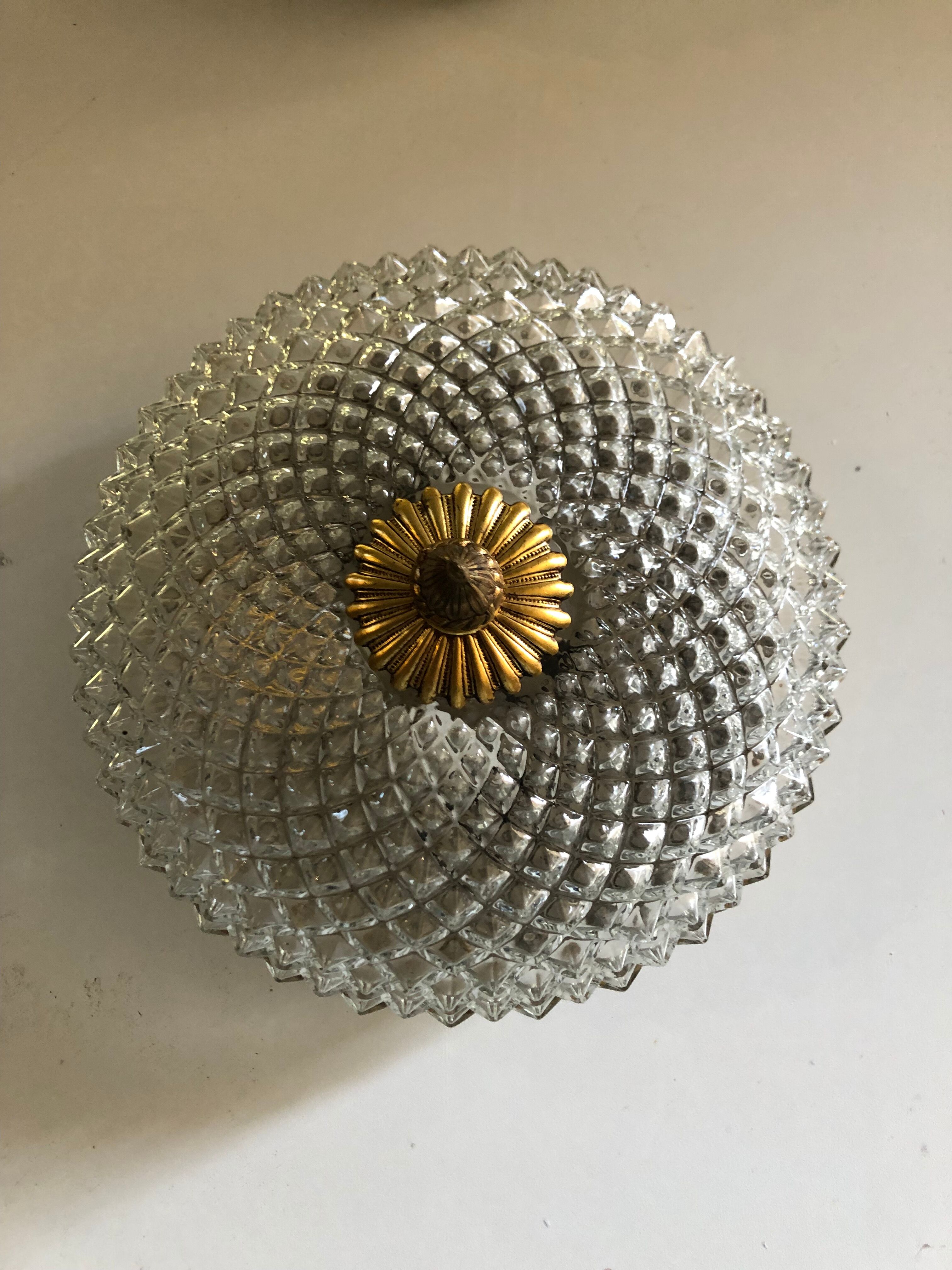 Plafonnier laiton et verre 1950