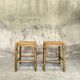 Paire de tabourets vintage en bois et paille