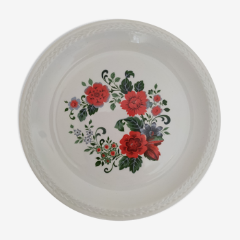 porcelain plate Moulin des loups decoration flowers tones red and green