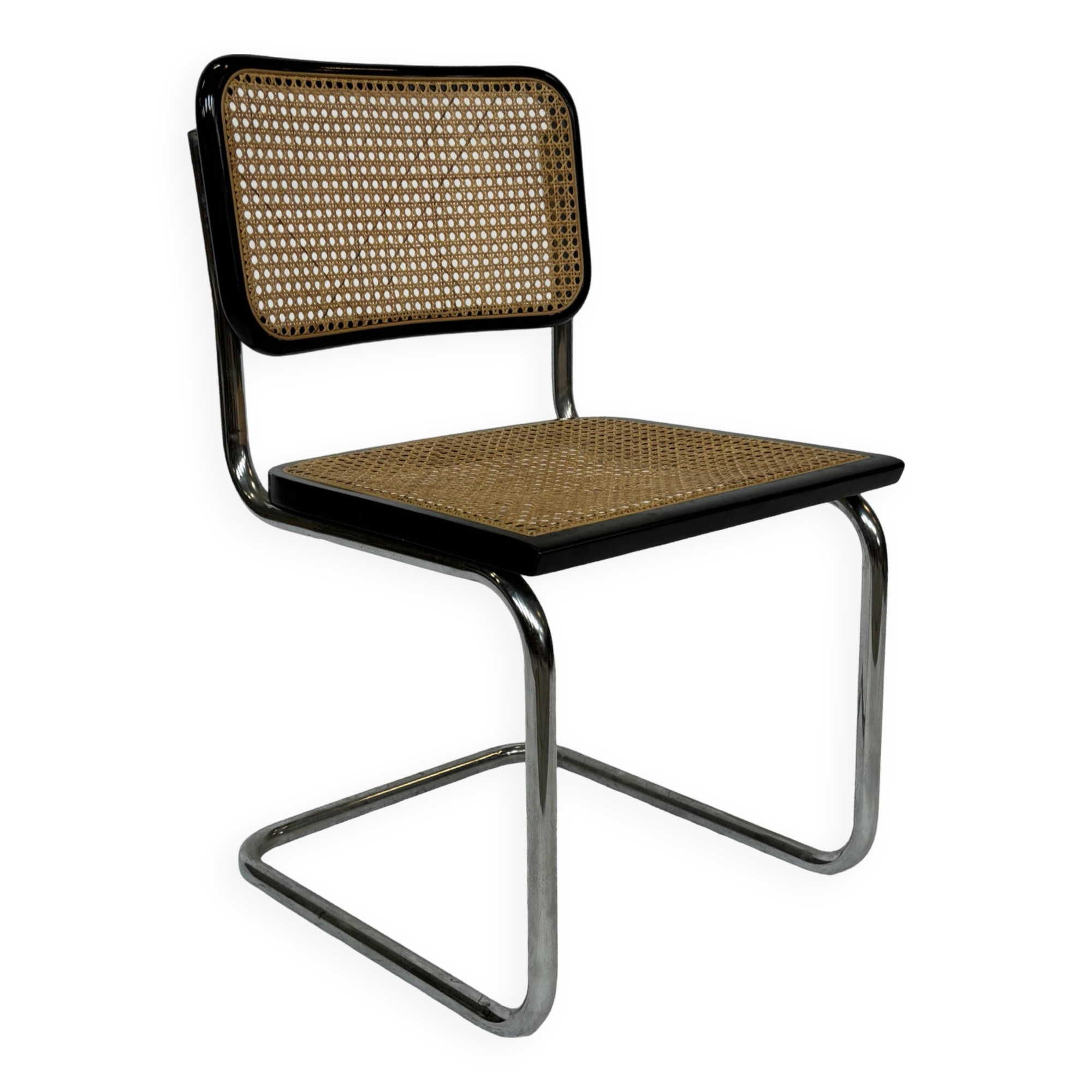 Cesca chair b32 model in chrome and black by Marcel Breuer