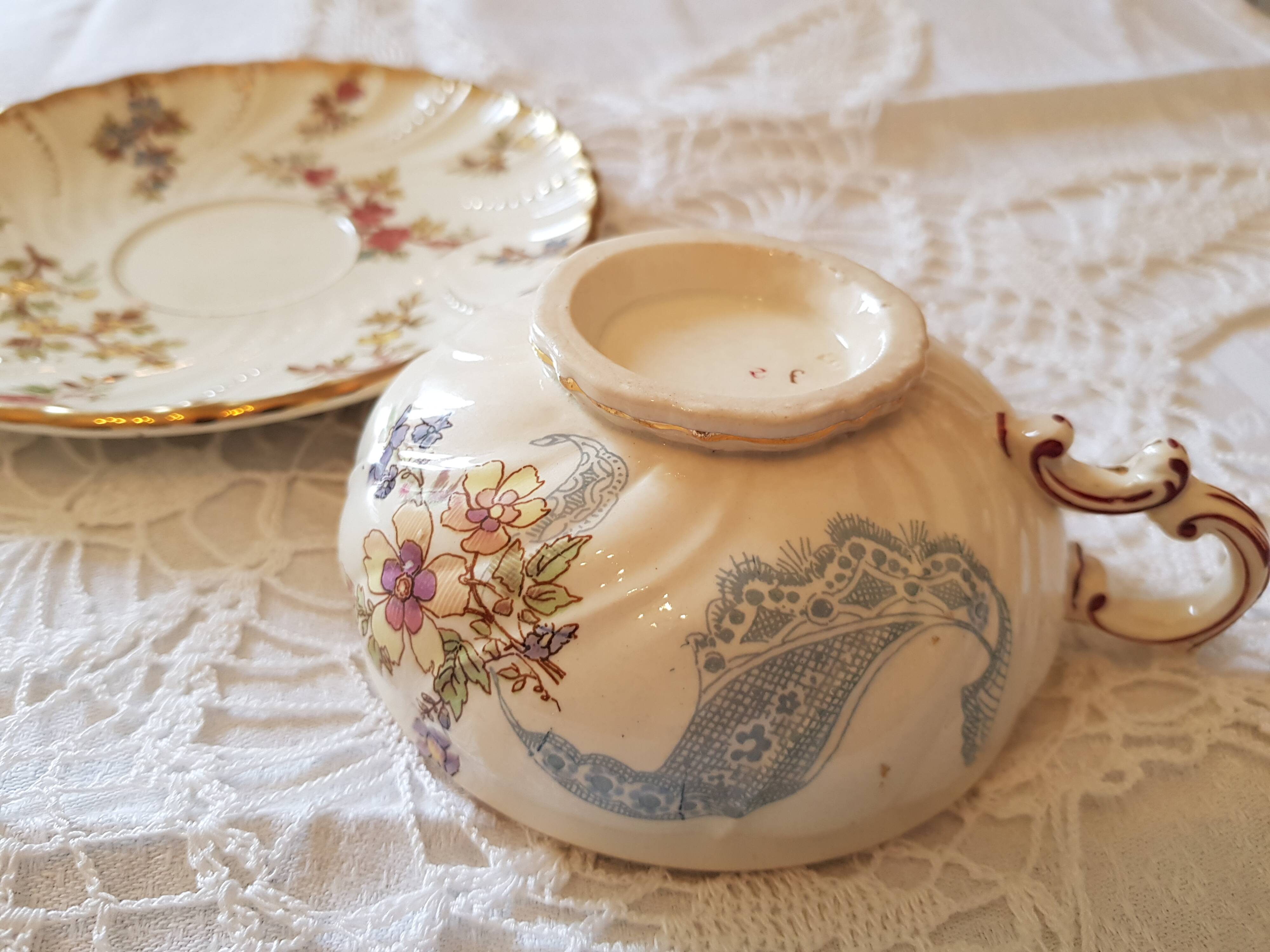 Rare 19th century cup and saucer, Sarreguemines earthenware, Louis XV model